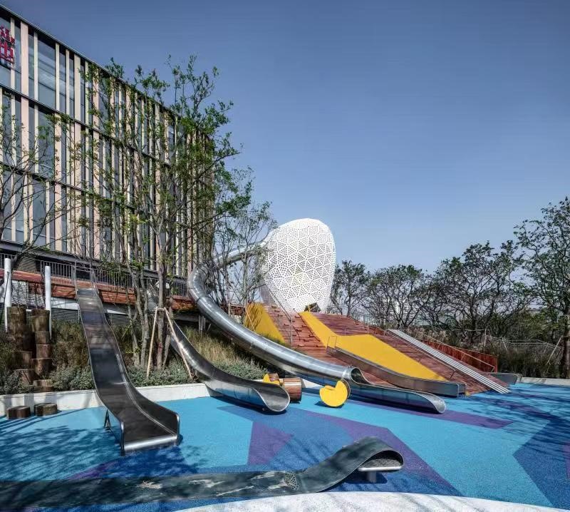 幕墙工程：中标武汉万科万维天地AB地块底商幕墙项目